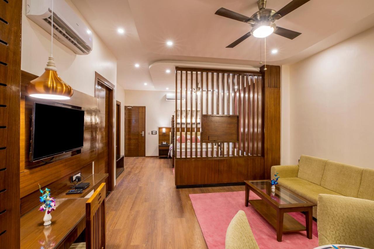 Regenta Inn On The Ganges Rishīkesh Esterno foto
