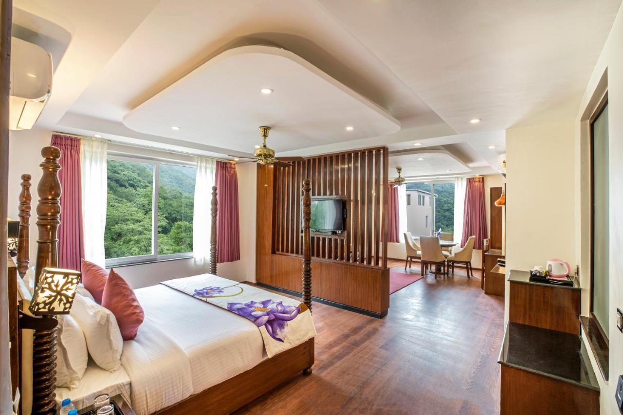 Regenta Inn On The Ganges Rishīkesh Esterno foto